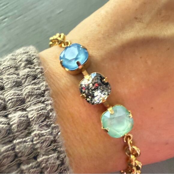 Sabika LIKE Gold Tone Bracelet - Picture 3 of 9